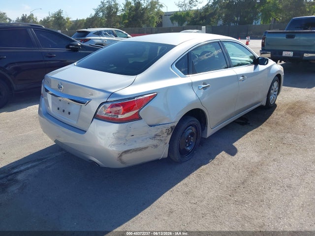 Nissan Altima 2.5 S 2015 1N4AL3AP5FC133004 Image 6