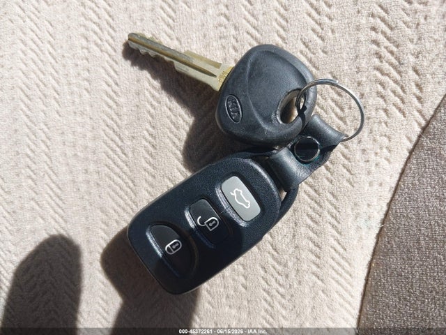 Продажа на аукционе авто 2009 Kia Optima Lx, vin: KNAGE228895288586, номер лота: 45372261
