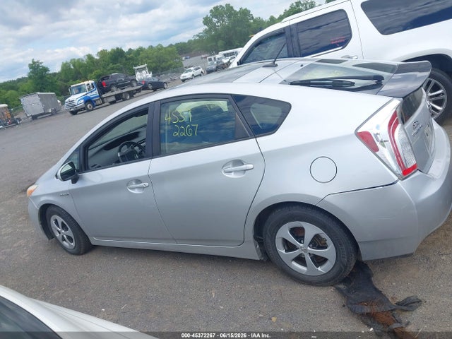 Продаж на аукціоні авто 2014 Toyota Prius Three, vin: JTDKN3DU5E1746471, номер лоту: 45372267