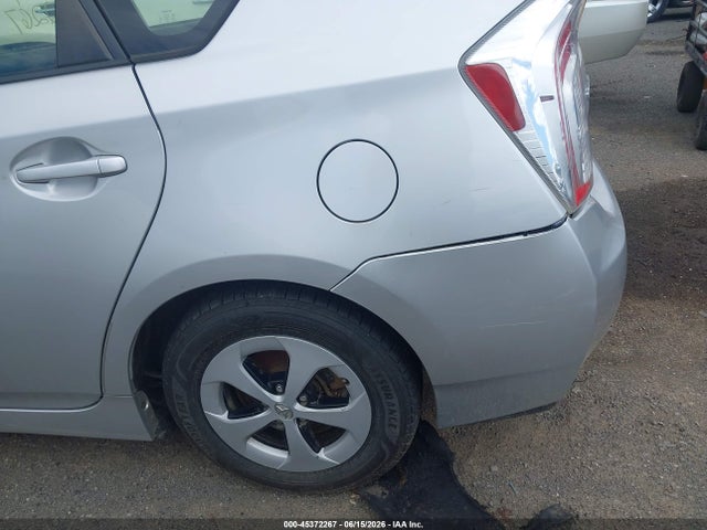 Продаж на аукціоні авто 2014 Toyota Prius Three, vin: JTDKN3DU5E1746471, номер лоту: 45372267