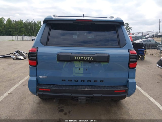 2025 Toyota 4runner Trd Off Road Premium მანქანა იყიდება აუქციონზე, vin: JTEVA5BR2S5035782, აუქციონის ნომერი: 45372313