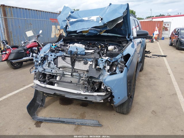 2025 Toyota 4runner Trd Off Road Premium მანქანა იყიდება აუქციონზე, vin: JTEVA5BR2S5035782, აუქციონის ნომერი: 45372313