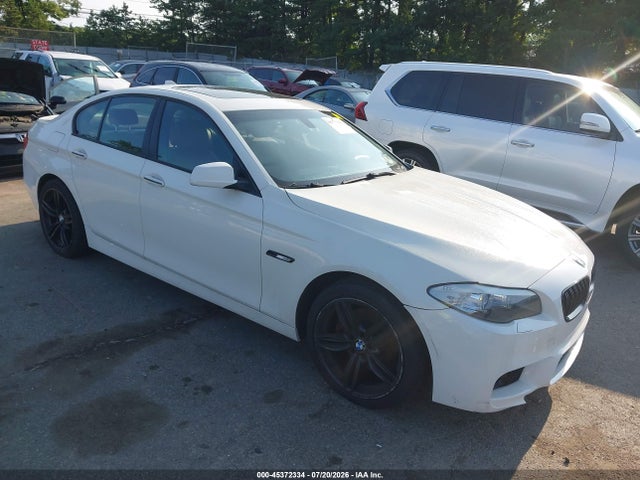 2013 Bmw 528i Xdrive მანქანა იყიდება აუქციონზე, vin: WBAXH5C50DD108531, აუქციონის ნომერი: 45372334