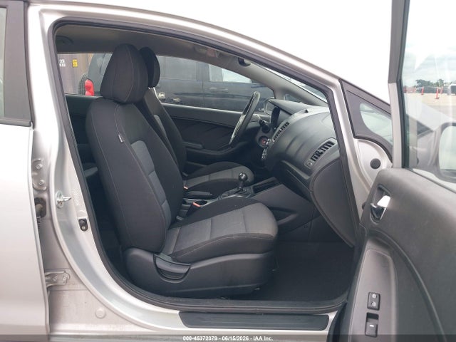 Aukcja sprzedaży 2016 Kia Forte Lx, vin: KNAFK5A82G5571781, numer aukcji: 45372379