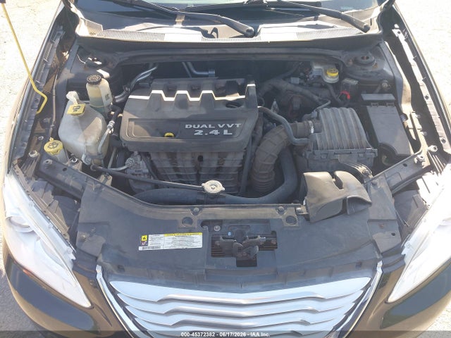 Продажа на аукционе авто 2013 Chrysler 200 Touring, vin: 1C3BCBEB0DN676841, номер лота: 45372382