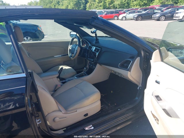 Продажа на аукционе авто 2013 Chrysler 200 Touring, vin: 1C3BCBEB0DN676841, номер лота: 45372382