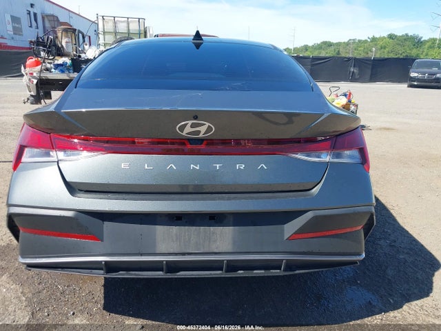 45372404 :رقم المزاد ، KMHLM4DG2RU847300 vin ، 2024 Hyundai Elantra Sel مزاد بيع