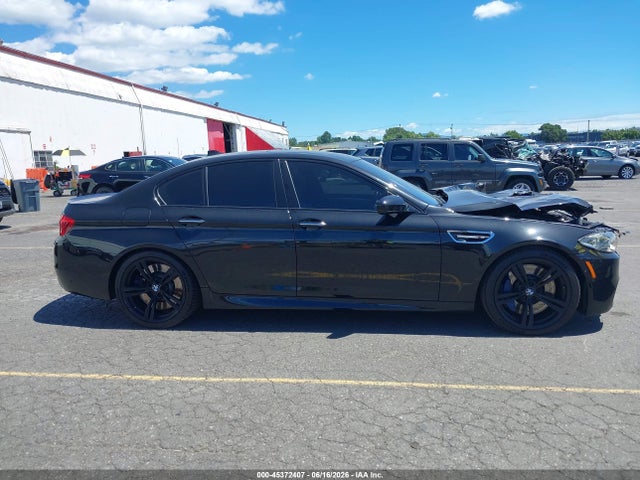 Продажа на аукционе авто 2015 Bmw M5, vin: WBSFV9C55FD594490, номер лота: 45372407