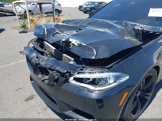 Продажа на аукционе авто 2015 Bmw M5, vin: WBSFV9C55FD594490, номер лота: 45372407