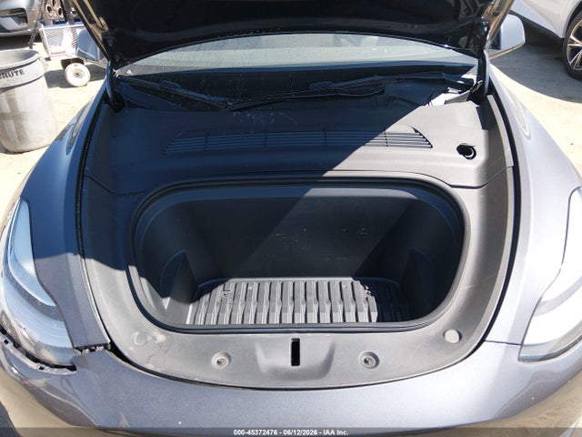 45372476 :رقم المزاد ، 5YJYGDEE4MF282046 vin ، 2021 Tesla Model Y Long Range Dual Motor All-wheel Drive مزاد بيع