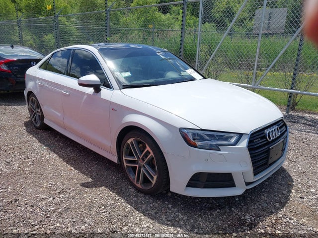 Продажа на аукционе авто 2019 Audi A3 45 Premium, vin: WAUJEGFF5K1021558, номер лота: 45372492