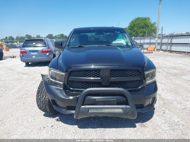 Продажа на аукционе авто 2017 Ram 1500 Express  4x4 5'7 Box, vin: 3C6RR7KT0HG605194, номер лота: 45372501