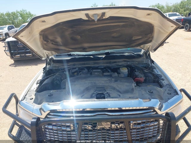 3C6UR5FLXKG714908 RAM 2500 Laramie 4x4 6&#039;4 Box
