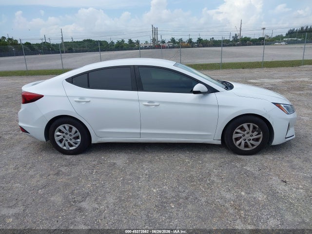 Hyundai ELANTRA SE 2020 5NPD74LF7LH601224 Image 13