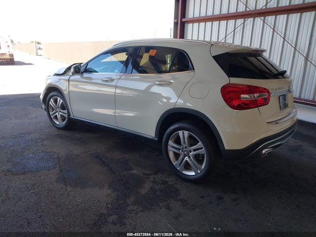 WDCTG4GB8HJ308508 Mercedes-Benz Gla 250 4matic