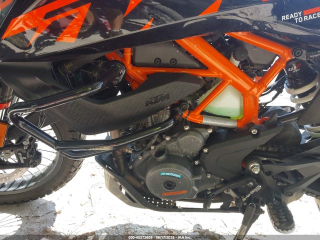 KTM 390 Adventure 2023 MD2JGJ40XPC260845 Image 9