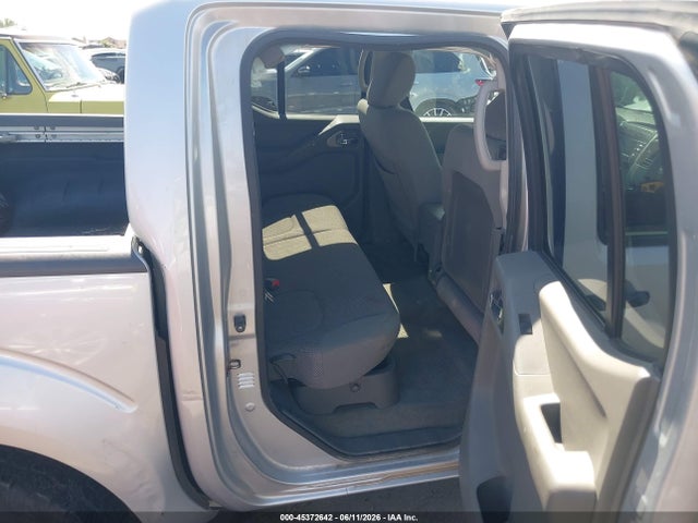 Nissan Frontier Sv 2014 1N6AD0EV7EN718052 Image 8