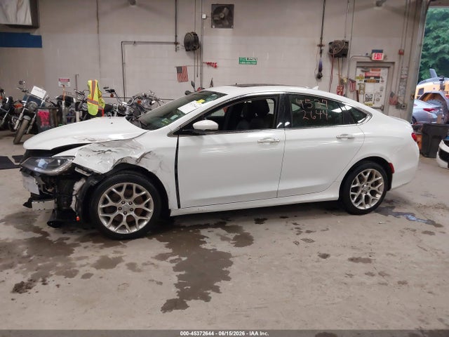 2015 Chrysler 200 C მანქანა იყიდება აუქციონზე, vin: 1C3CCCEG4FN543573, აუქციონის ნომერი: 45372644