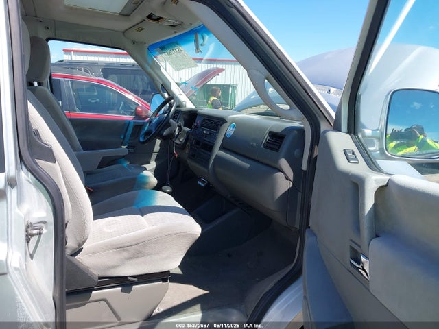 Aukcja sprzedaży 2003 Volkswagen Eurovan Mv, vin: WV2MB47013H034643, numer aukcji: 45372667