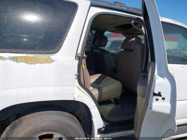 45372679 :رقم المزاد ، 1GKEK63UX5J234802 vin ، 2005 Gmc Yukon Denali مزاد بيع
