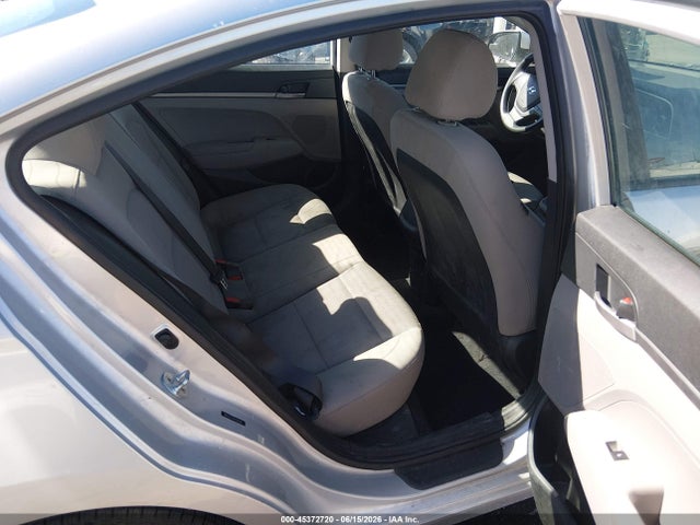 Hyundai ELANTRA SE 2018 5NPD74LFXJH355508 Image 8