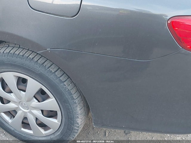 45372732 :رقم المزاد ، JTDBU4EE5A9112525 vin ، 2010 Toyota Corolla Le مزاد بيع