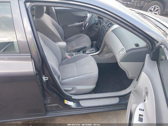 45372732 :رقم المزاد ، JTDBU4EE5A9112525 vin ، 2010 Toyota Corolla Le مزاد بيع