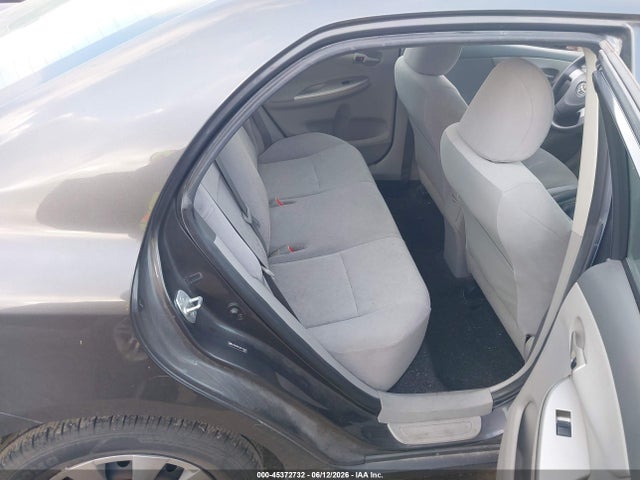 45372732 :رقم المزاد ، JTDBU4EE5A9112525 vin ، 2010 Toyota Corolla Le مزاد بيع