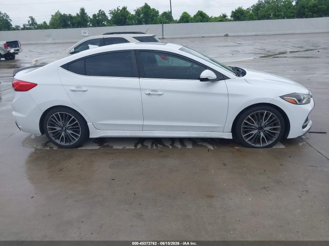 Продаж на аукціоні авто 2018 Hyundai Elantra Sport, vin: KMHD04LB2JU573283, номер лоту: 45372762