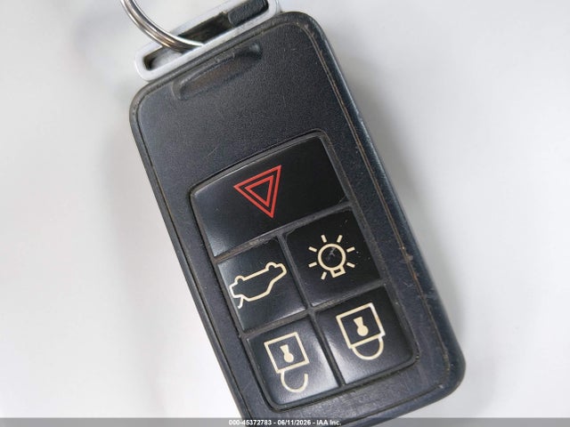45372783 :رقم المزاد ، YV1982AS3A1115676 vin ، 2010 Volvo S80 3.2 مزاد بيع