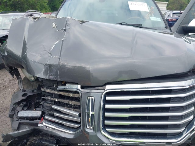 2015 Lincoln Navigator L მანქანა იყიდება აუქციონზე, vin: 5LMJJ3JT3FEJ05180, აუქციონის ნომერი: 45372792