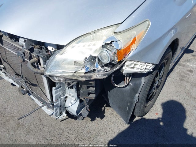 Toyota Prius Two 2014 JTDKN3DU1E0388954 Image 18