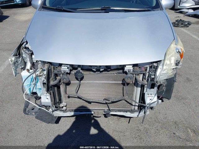 Toyota Prius Two 2014 JTDKN3DU1E0388954 Image 6