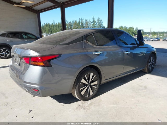 1N4BL4DV4NN333752 Nissan Altima Sv Fwd