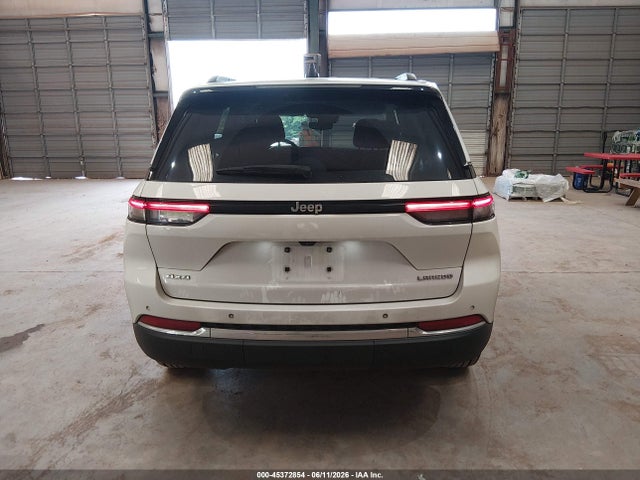 1C4RJHAG3P8886700 Jeep Grand Cherokee Laredo 4x4