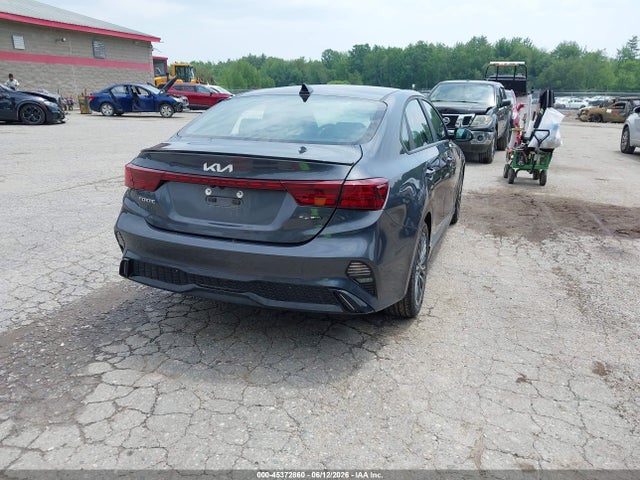 2023 Kia Forte Gt-line მანქანა იყიდება აუქციონზე, vin: 3KPF54AD9PE672533, აუქციონის ნომერი: 45372860