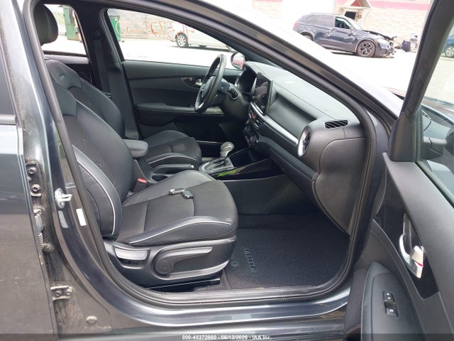 2023 Kia Forte Gt-line მანქანა იყიდება აუქციონზე, vin: 3KPF54AD9PE672533, აუქციონის ნომერი: 45372860