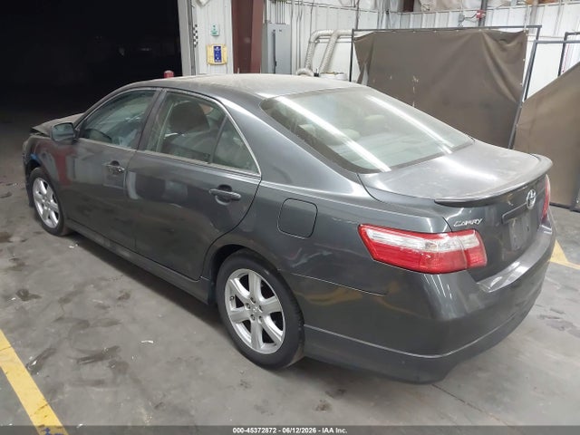 45372872 :رقم المزاد ، 4T1BE46KX7U106920 vin ، 2007 Toyota Camry Se مزاد بيع