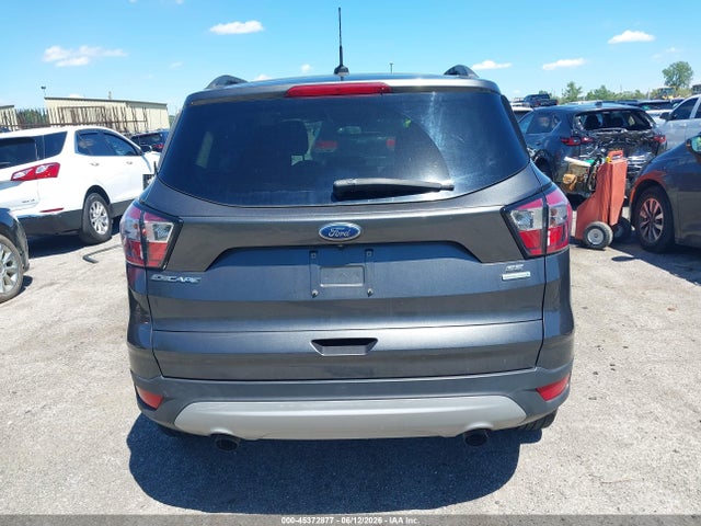 45372877 :رقم المزاد ، 1FMCU0GD5JUD49056 vin ، 2018 Ford Escape Se مزاد بيع