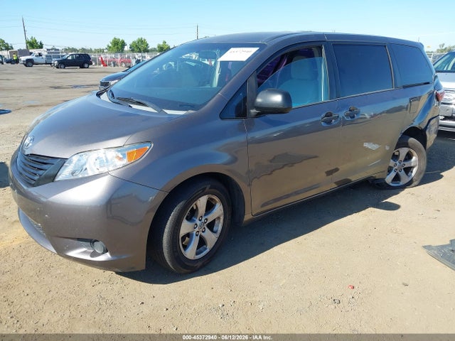 5TDZK3DC0FS613264 Toyota Sienna L 7 Passenger