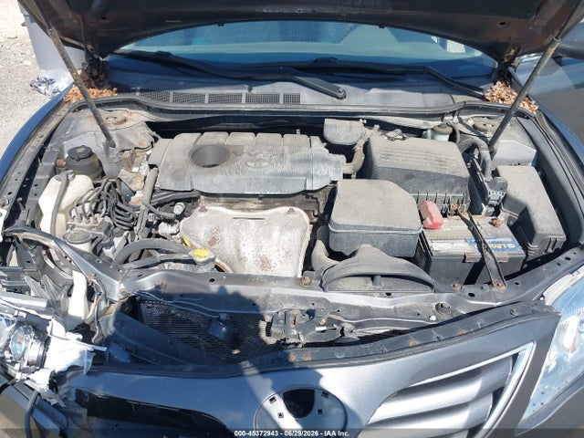 45372943 :رقم المزاد ، 4T1BF3EK3AU102482 vin ، 2010 Toyota Camry Le مزاد بيع