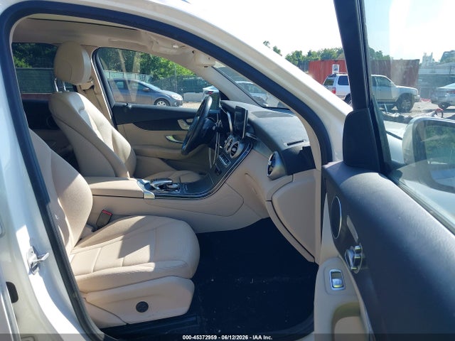 Aukcja sprzedaży 2016 Mercedes-benz Glc 300 4matic, vin: WDC0G4KBXGF075694, numer aukcji: 45372959