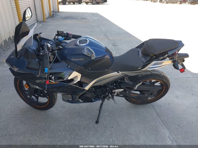 JKAEXKH12PDAP7706 Kawasaki EX400