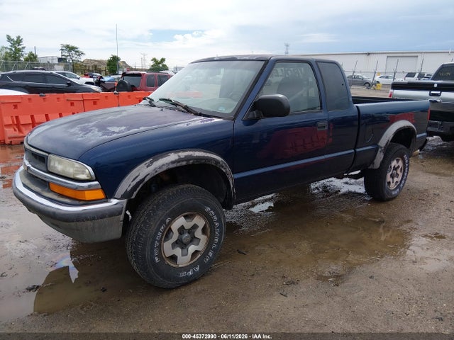 Продажа на аукционе авто 2000 Chevrolet S-10 Ls, vin: 1GCCT19W9Y8125853, номер лота: 45372990