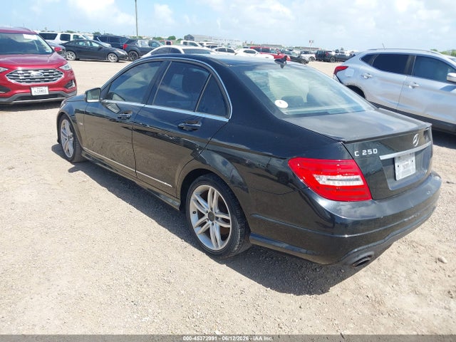 Продаж на аукціоні авто 2012 Mercedes-benz C 250 Sport, vin: WDDGF4HB1CR200269, номер лоту: 45372991