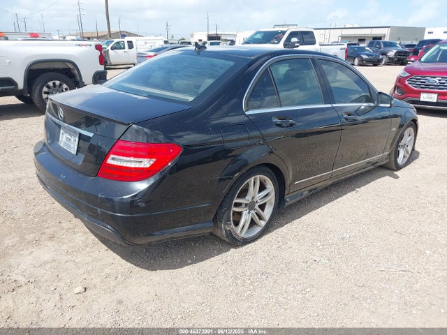 Продаж на аукціоні авто 2012 Mercedes-benz C 250 Sport, vin: WDDGF4HB1CR200269, номер лоту: 45372991