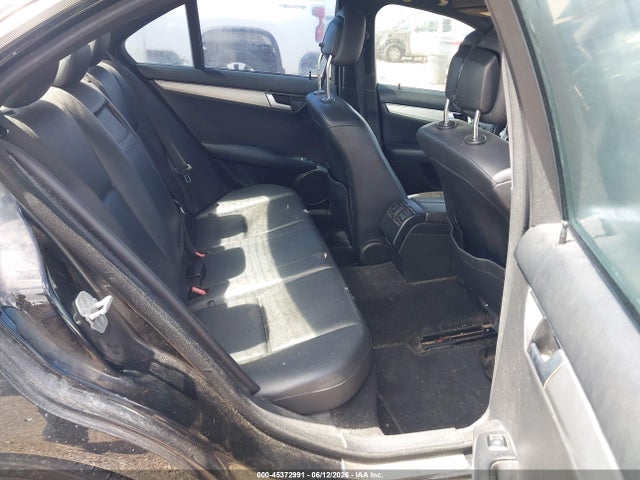 Продаж на аукціоні авто 2012 Mercedes-benz C 250 Sport, vin: WDDGF4HB1CR200269, номер лоту: 45372991