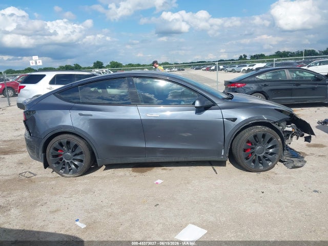 Продажа на аукционе авто 2022 Tesla Model Y Performance Dual Motor All-wheel Drive, vin: 7SAYGDEF8NF494767, номер лота: 45373027