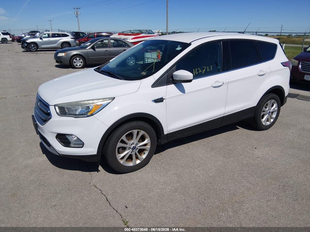 45373048 :رقم المزاد ، 1FMCU0GDXHUA54688 vin ، 2017 Ford Escape Se مزاد بيع