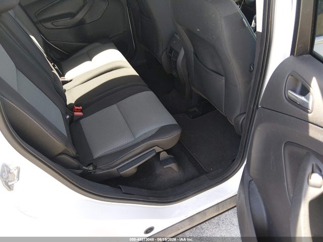 45373048 :رقم المزاد ، 1FMCU0GDXHUA54688 vin ، 2017 Ford Escape Se مزاد بيع